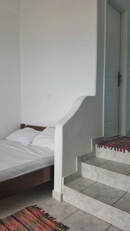 Evmorfia Rooms Agios Georgios  Екстериор снимка